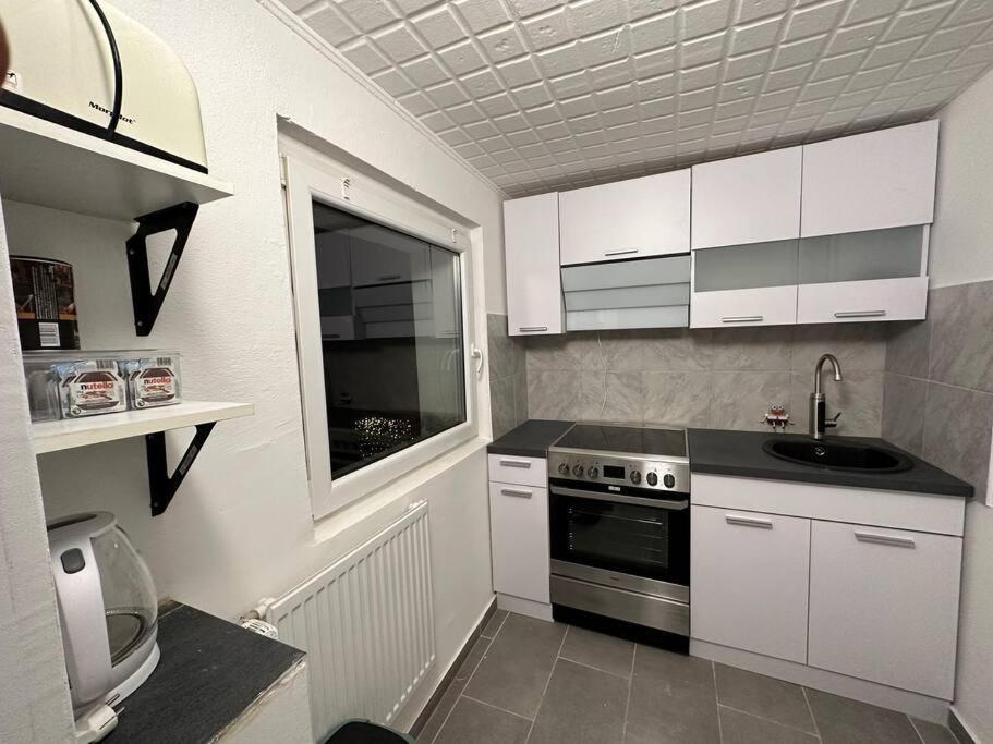 Mini Appartement Neben Theater ドゥイスブルグ エクステリア 写真